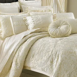 Queen Street Maddison 4-pc. Damask + Scroll Comforter Set