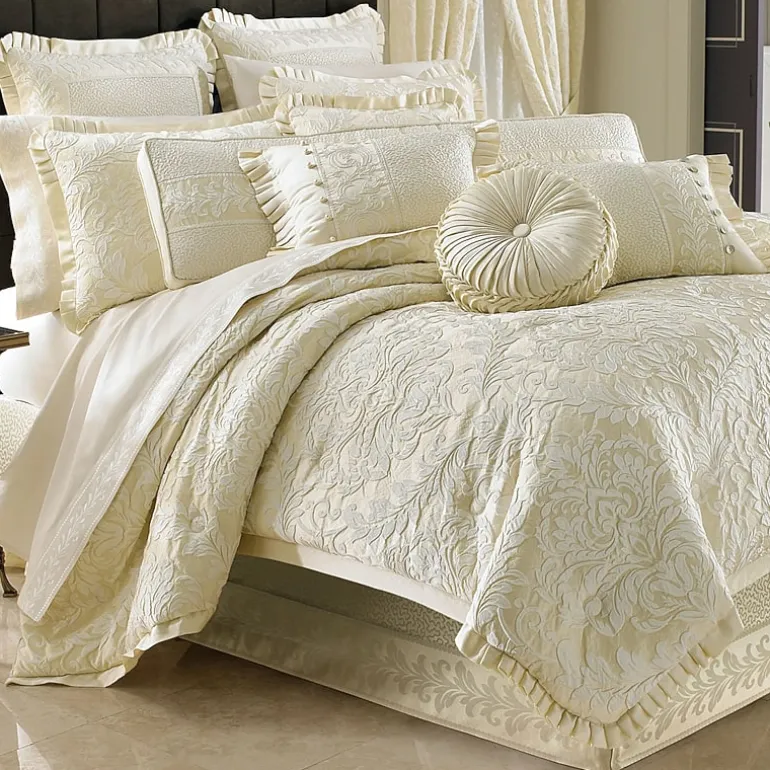 Queen Street Maddison 4-pc. Damask + Scroll Comforter Set