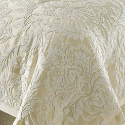 Queen Street Maddison 4-pc. Damask + Scroll Comforter Set