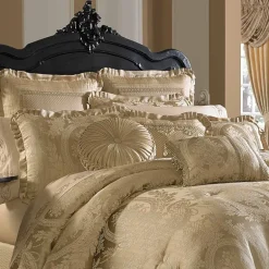 Queen Street Neopolitano Square Throw Pillow