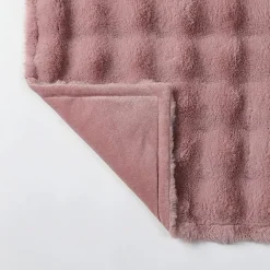 Regal Home Bubble Faux Fur 50x70 Washable Midweight Throw