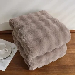 Regal Home Bubble Faux Fur 50x70 Washable Midweight Throw