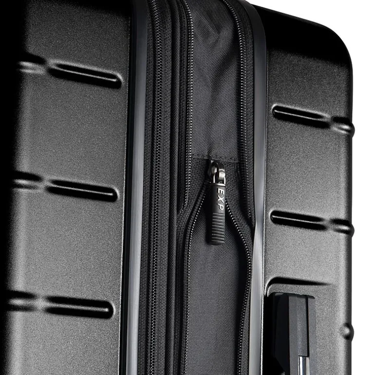 Ricardo Beverly Hills Cambria 28 Inch Hardside Checked Spinner Luggage