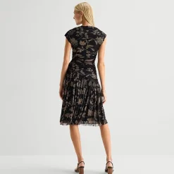 Robbie Bee Womens Petite Midi Round Neck Sleeveless Floral Fit + Flare Dress