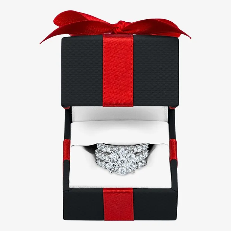 Round 4 CT.T.W. Natural Diamond Side Stone Bridal Set in 10K or 14K White Gold