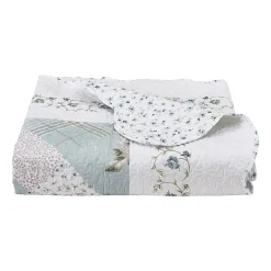 Royal Court Bungalow Spa Floral Quilt Set