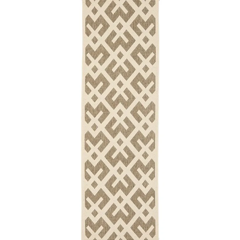 Safavieh Courtyard Collection Darrin Geometric Indoor/Outdoor Runner Rug