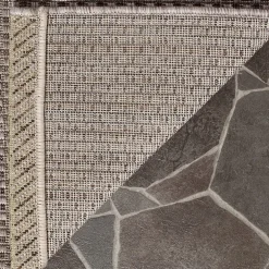 Safavieh Courtyard Collection Flora Geometric Indoor/Outdoor Area Rug