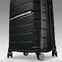Samsonite Freeform 24 Inch Hardside Expandable Checked Spinner Luggage