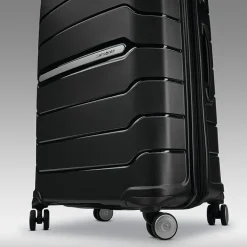 Samsonite Freeform 2-pc. Hardside Luggage Set