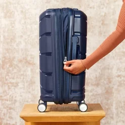 Samsonite Outline Pro 21 Inch Hardside Carry-On Spinner Luggage