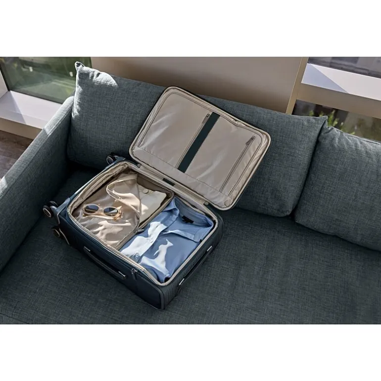 Samsonite Silhouette 18 20 Inch Softside Expandable Carry-On Spinner Luggage