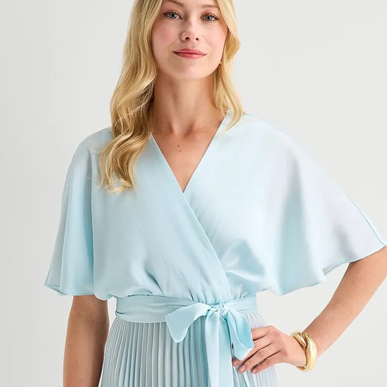 Sandra Darren Womens Petite V Neck Short Sleeve Flutter Maxi Dress