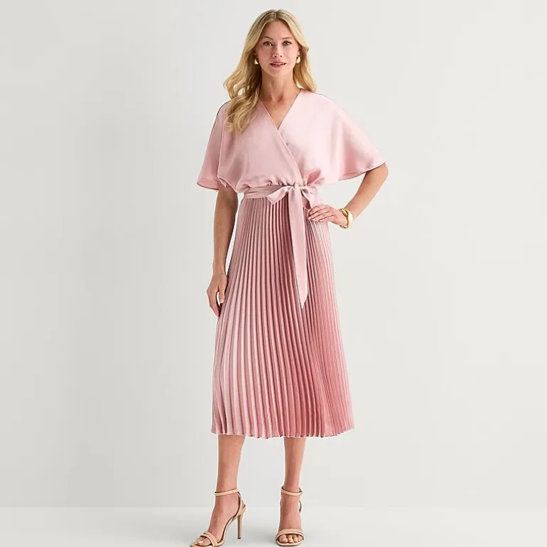 Sandra Darren Womens Petite V Neck Short Sleeve Flutter Maxi Dress