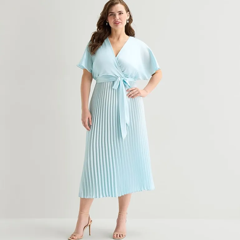Sandra Darren Womens Plus V Neck Short Sleeve Flutter Maxi Dress
