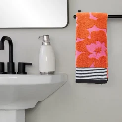 Saturday Knight Floral Grande 2-pc. Hand Towel