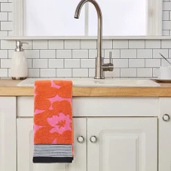Saturday Knight Floral Grande 2-pc. Hand Towel