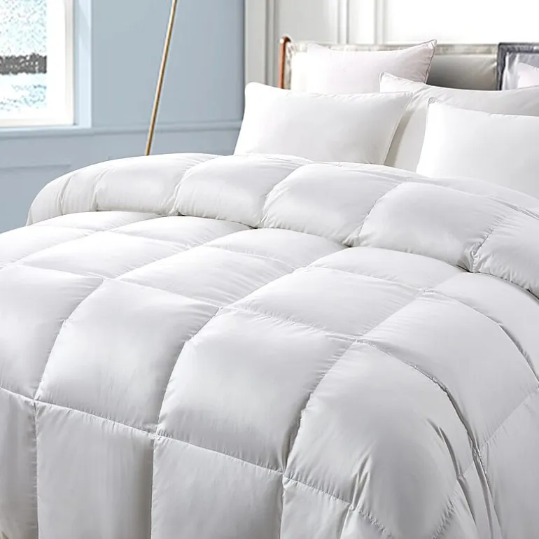 Serta 300 Thread Count Light Warmth White Down Fiber Comforter