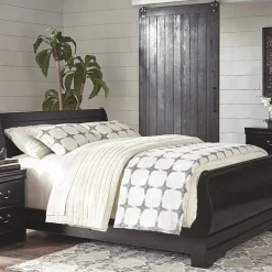 Signature Design by Ashley® Gilmore 4-Pc Bedroom Set