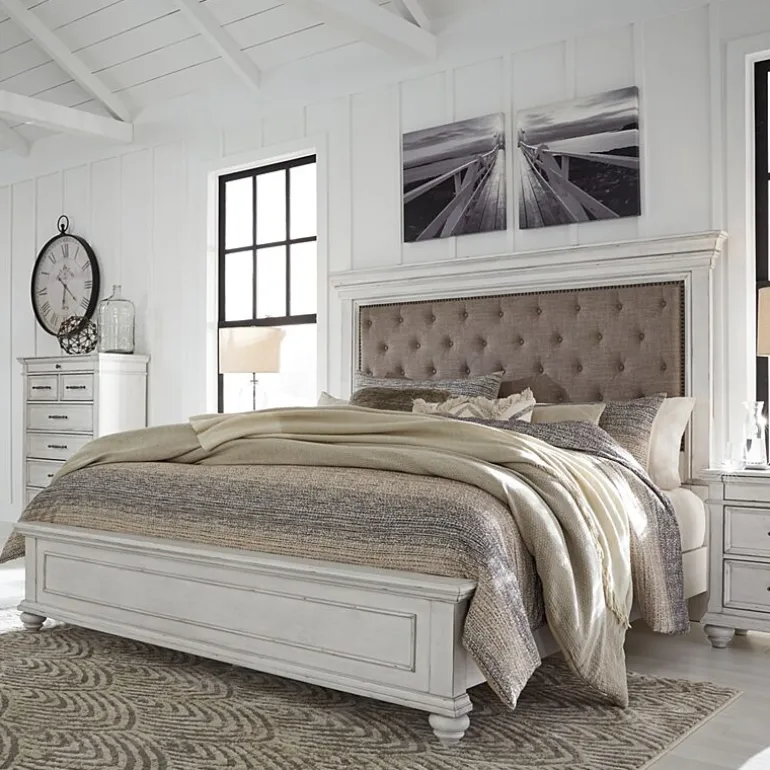 Signature Design by Ashley® Kaelyn Upholstered Panel Bed