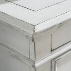 Signature Design by Ashley® Kaelyn 3-Drawer Nightstand