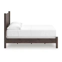Signature Design by Ashley Serena Panel Bed