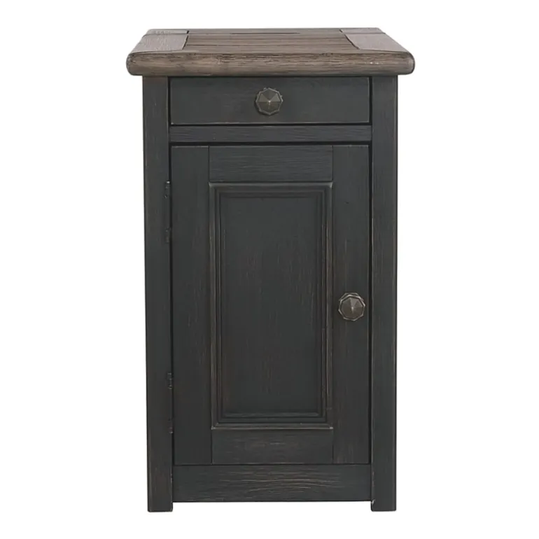 Signature Design by Ashley® Tyler Creek Chair Side End Table
