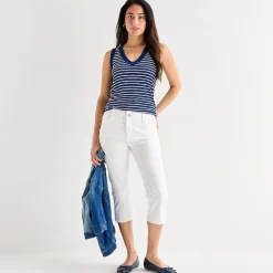St. John's Bay Womens Secretly Slender Mid Rise Capri Jean