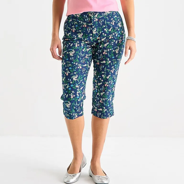 St. John's Bay Womens Secretly Slender Mid Rise Capri Pant