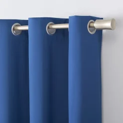 Sun Zero Harper Grommet Top Energy Saving 100% Blackout Single Curtain Panel