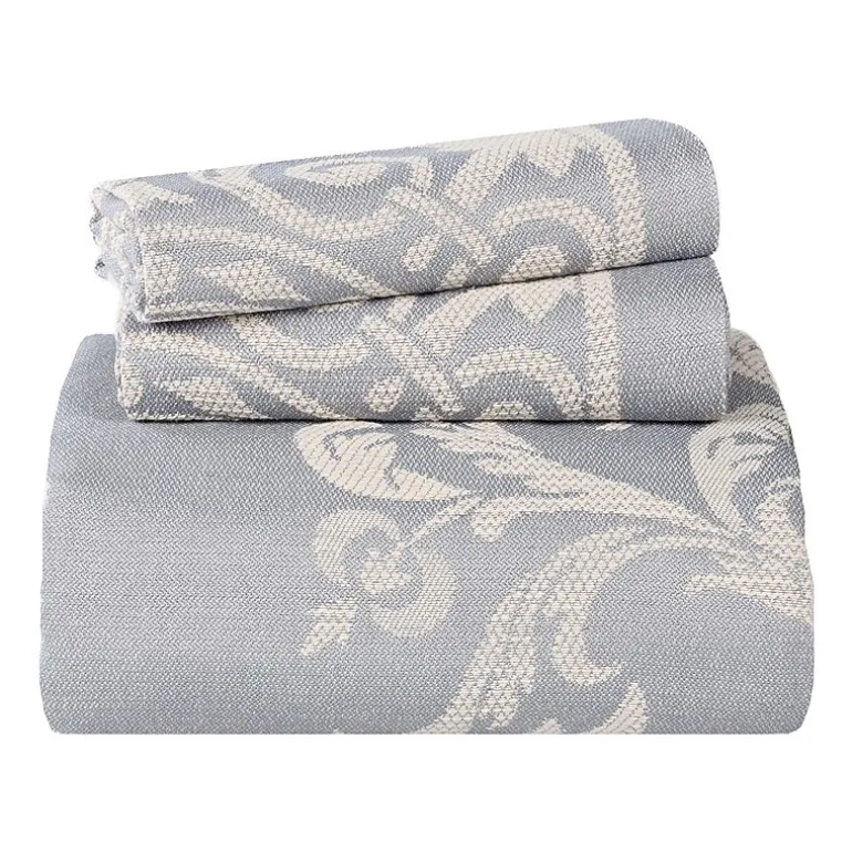 SUPERIOR® Adalie Medallion Cotton Poly Reversible Jacquard Bedspread