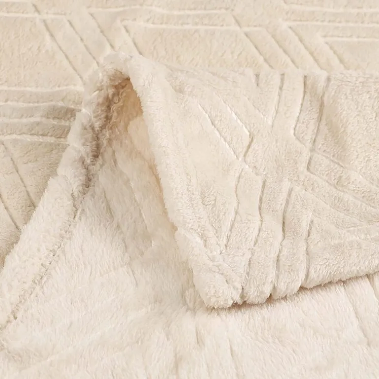 SUPERIOR® Alaska Diamond Quilted Polyester Fleece Multi-Use Throw