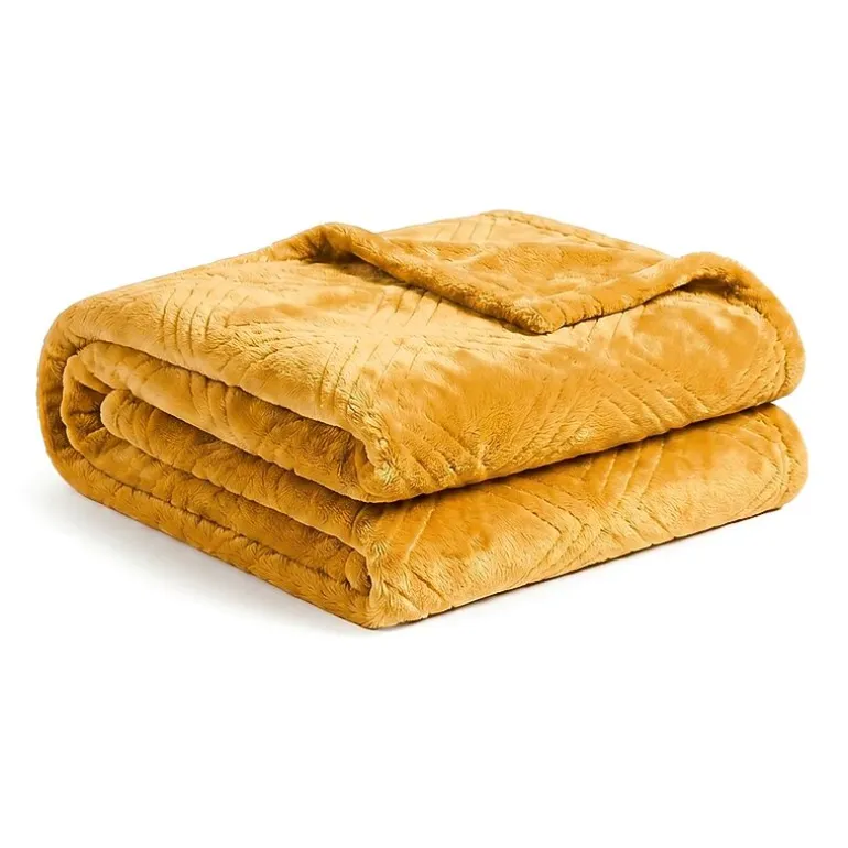 SUPERIOR® Alaska Diamond Quilted Polyester Fleece Multi-Use Throw