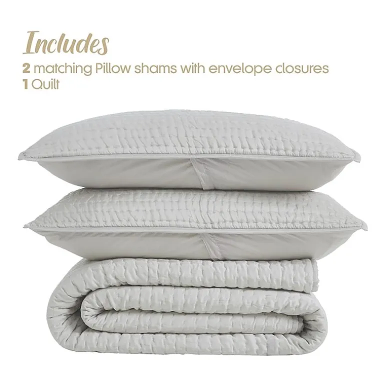 SUPERIOR® Bella Silk Handmade Luxury Quilt