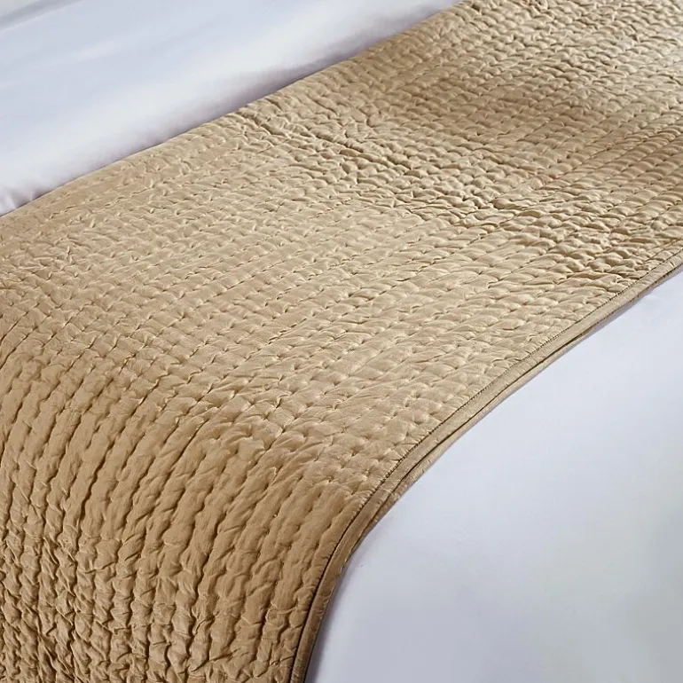 SUPERIOR® Bella Silk Handmade Luxury Quilt