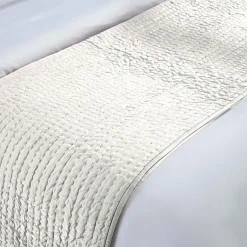 SUPERIOR® Bella Silk Handmade Luxury Quilt