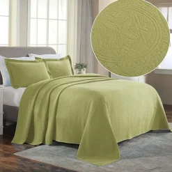 SUPERIOR® Celtic Circle Textured Woven Jacquard Bedspread with Shams
