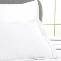 SUPERIOR® Celtic Circle Textured Woven Jacquard Bedspread with Shams