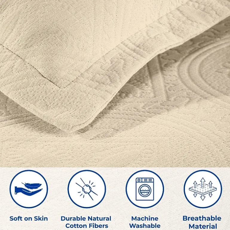 SUPERIOR® Celtic Circle Textured Woven Jacquard Bedspread with Shams