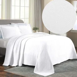 SUPERIOR® Celtic Circle Textured Woven Jacquard Bedspread with Shams