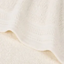 SUPERIOR® Honeycomb Collection | 100% Combed Cotton 4-pc. Quick Dry Bath Towel