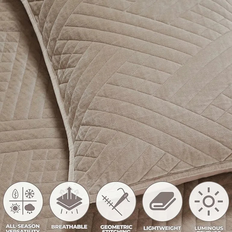 SUPERIOR® Karina Cotton Velvet Geometric Glam Quilt