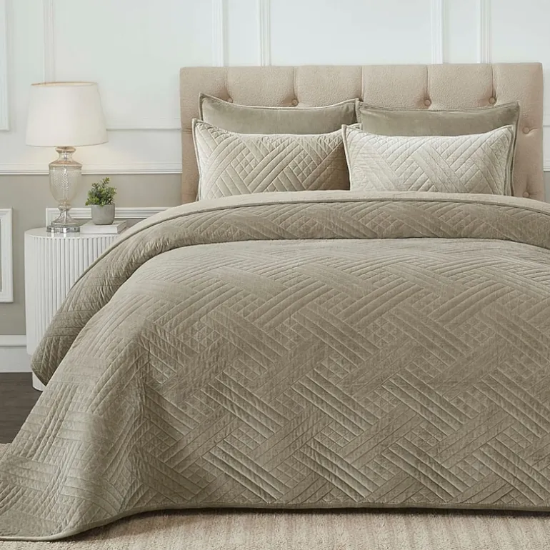 SUPERIOR® Karina Cotton Velvet Geometric Glam Quilt