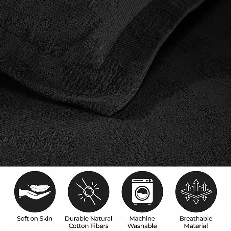 SUPERIOR® Paisley Lightweight Cotton Boho Print Bedspread