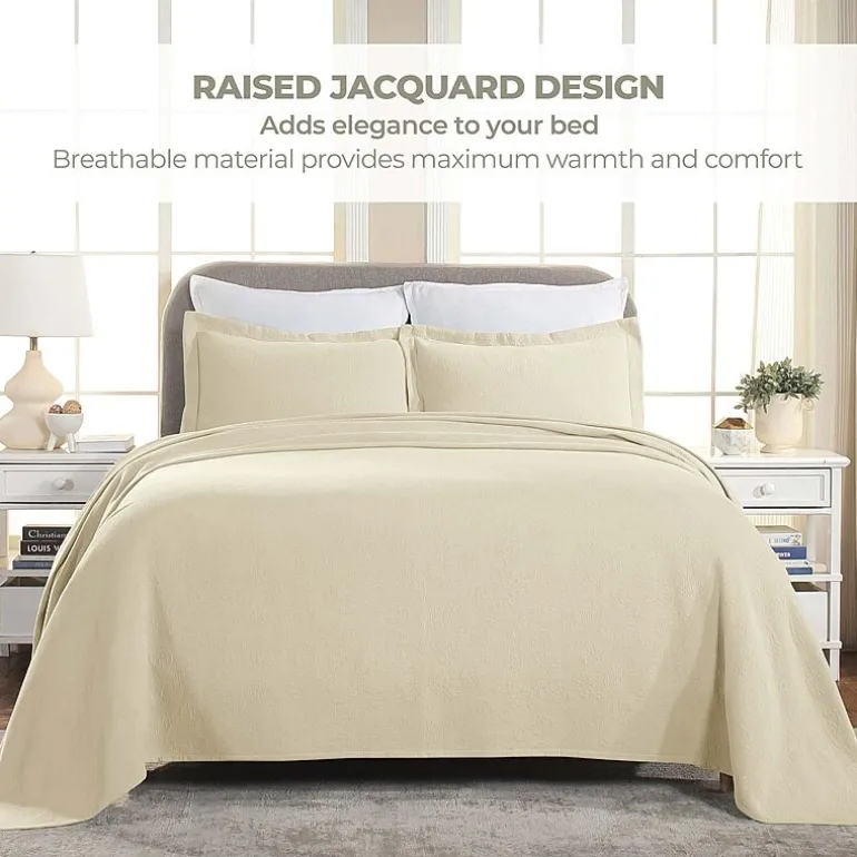 SUPERIOR® Paisley Lightweight Cotton Boho Print Bedspread