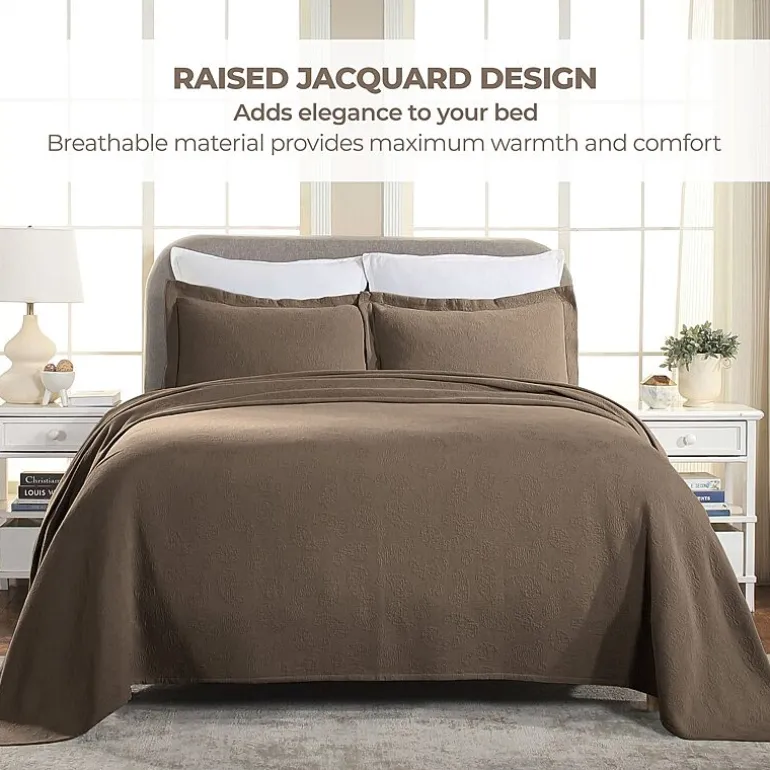 SUPERIOR® Paisley Lightweight Cotton Boho Print Bedspread