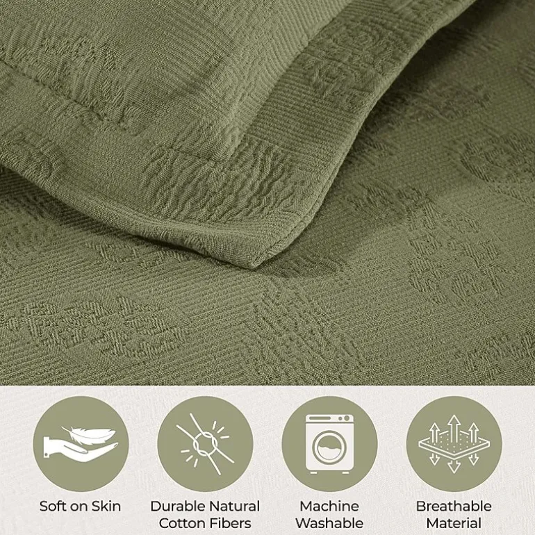 SUPERIOR® Paisley Lightweight Cotton Boho Print Bedspread