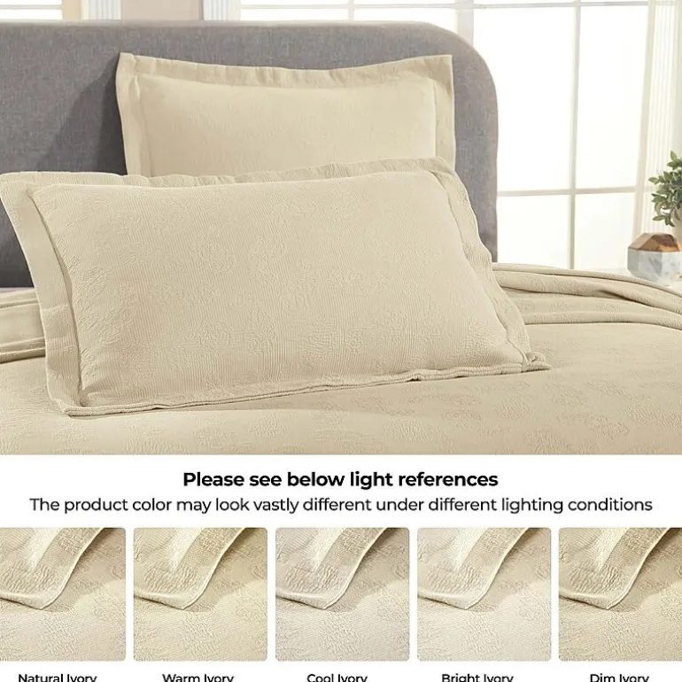SUPERIOR® Paisley Lightweight Cotton Boho Print Bedspread