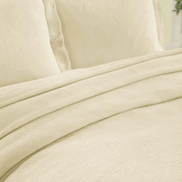 SUPERIOR® Paisley Lightweight Cotton Boho Print Bedspread