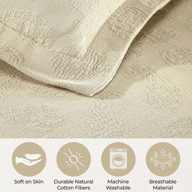 SUPERIOR® Paisley Lightweight Cotton Boho Print Bedspread